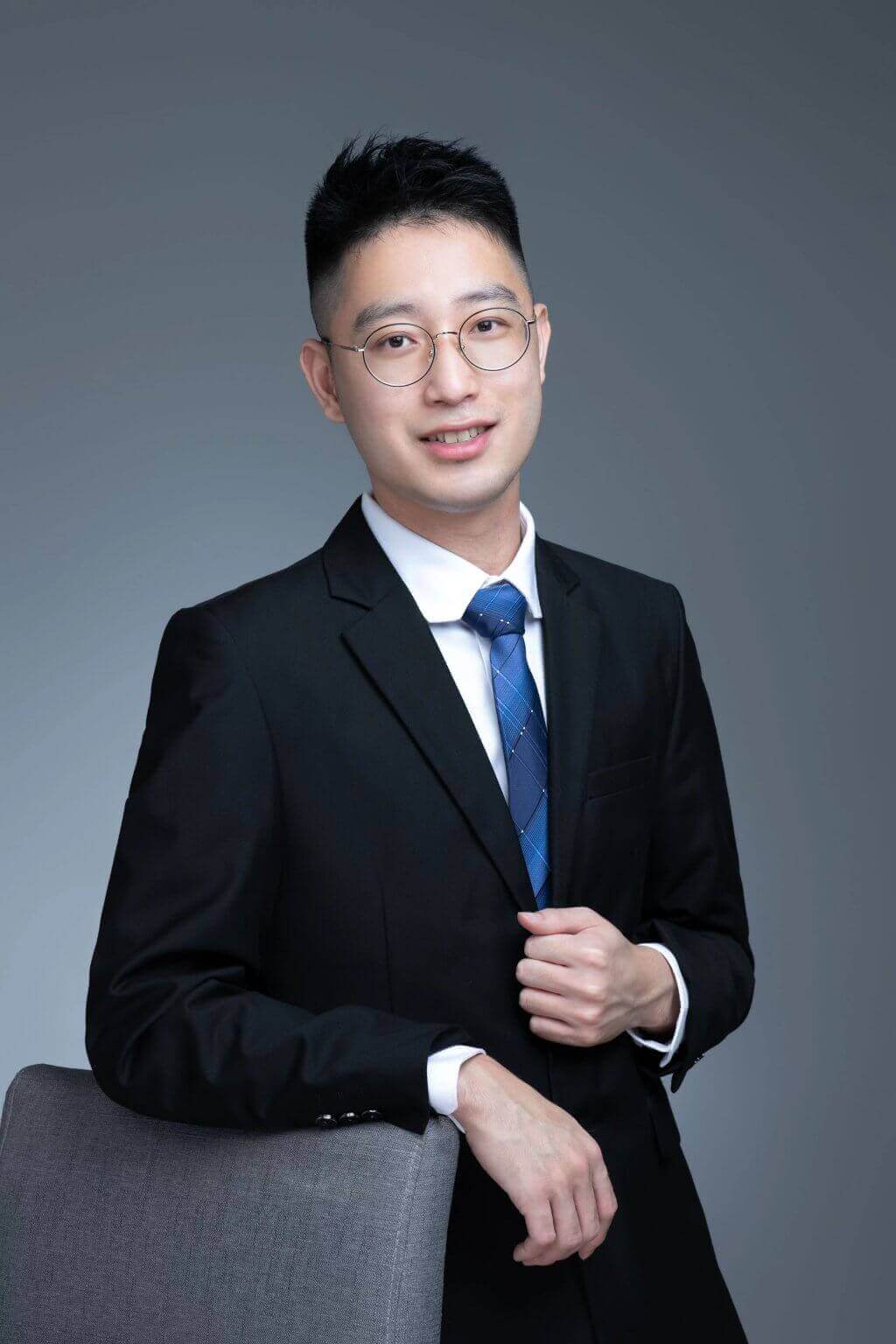 Guest Speaker - Dr. Martin Zhu - ParticleX